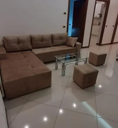 Vila Kinostudio Apartment Tirana